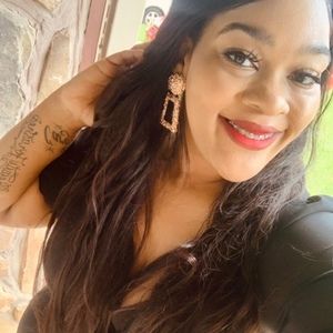 Meet your Posher, Ciara